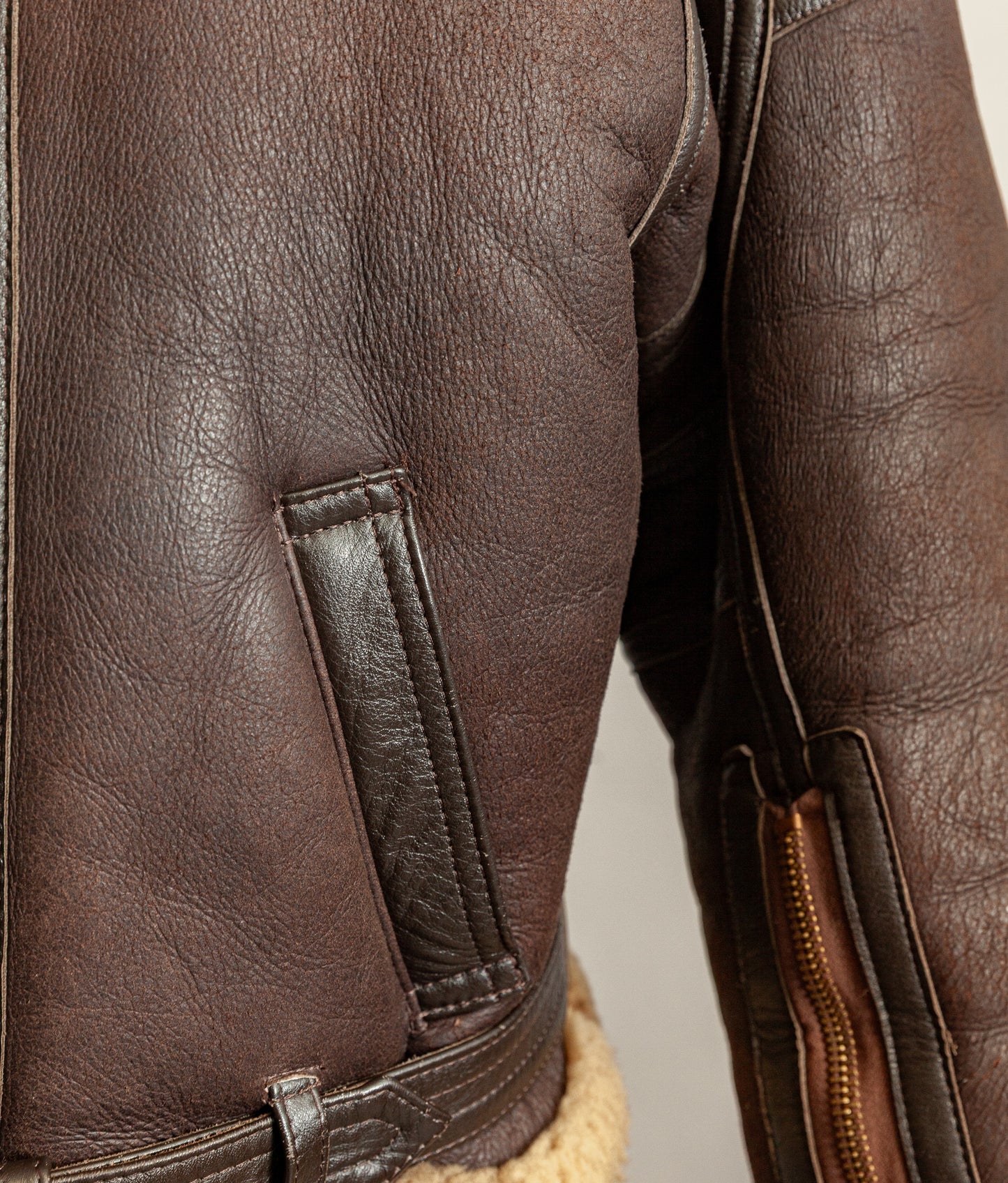 Vintage RAF Irvin Ground Crew Sheepskin Shearling Flying Jacket Medium (42)