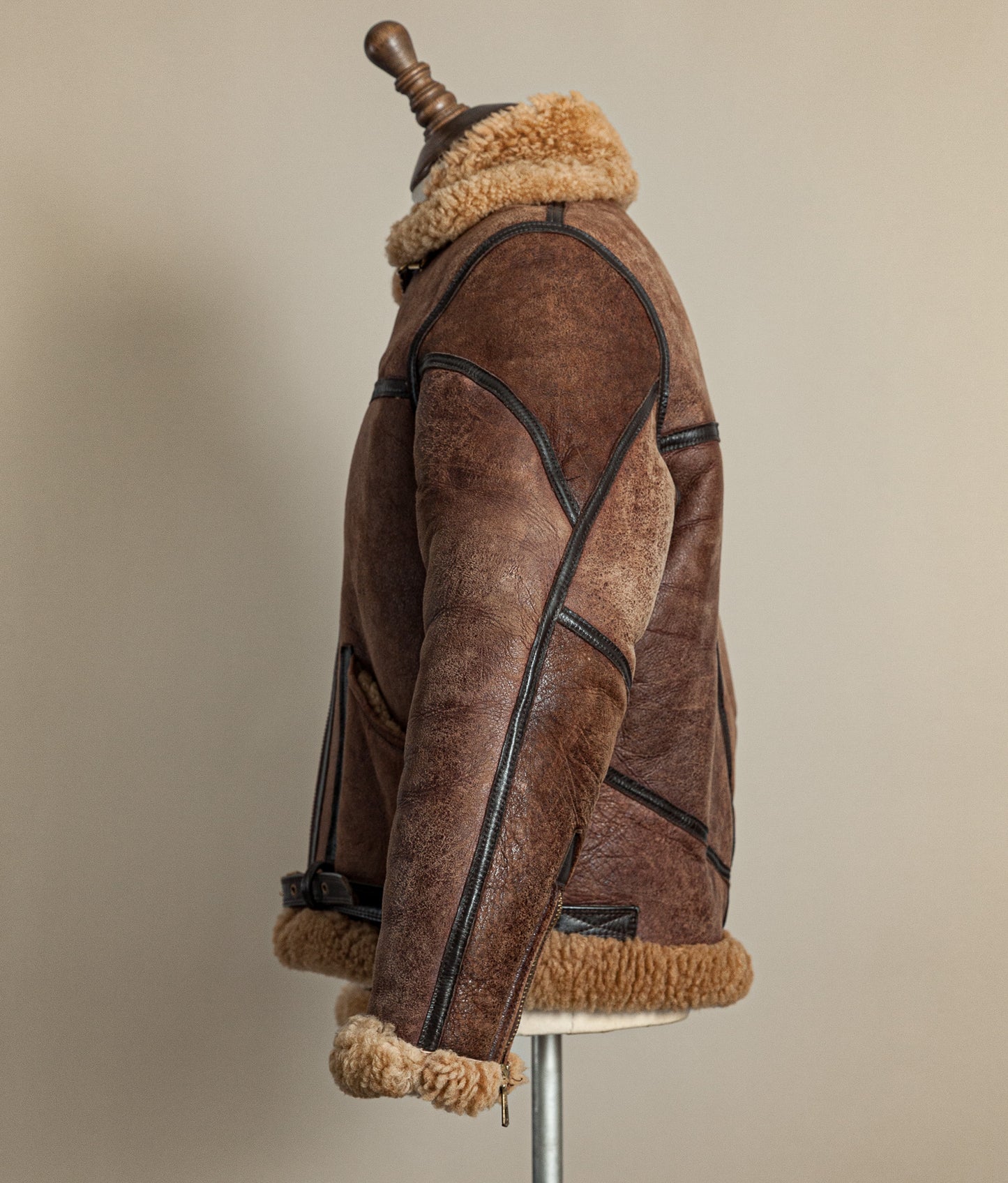 Vintage 1970s Cirrus RAF Irvin Ground Crew Sheepskin Shearling Flying Jacket Medium (42)