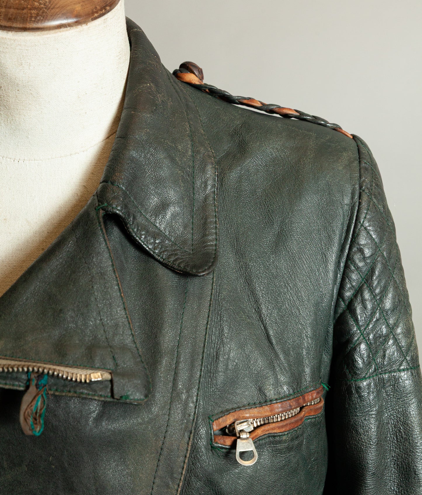 Vintage 1950s RAKA German Motorcycle Jacket Cowhide, RUHR Zips