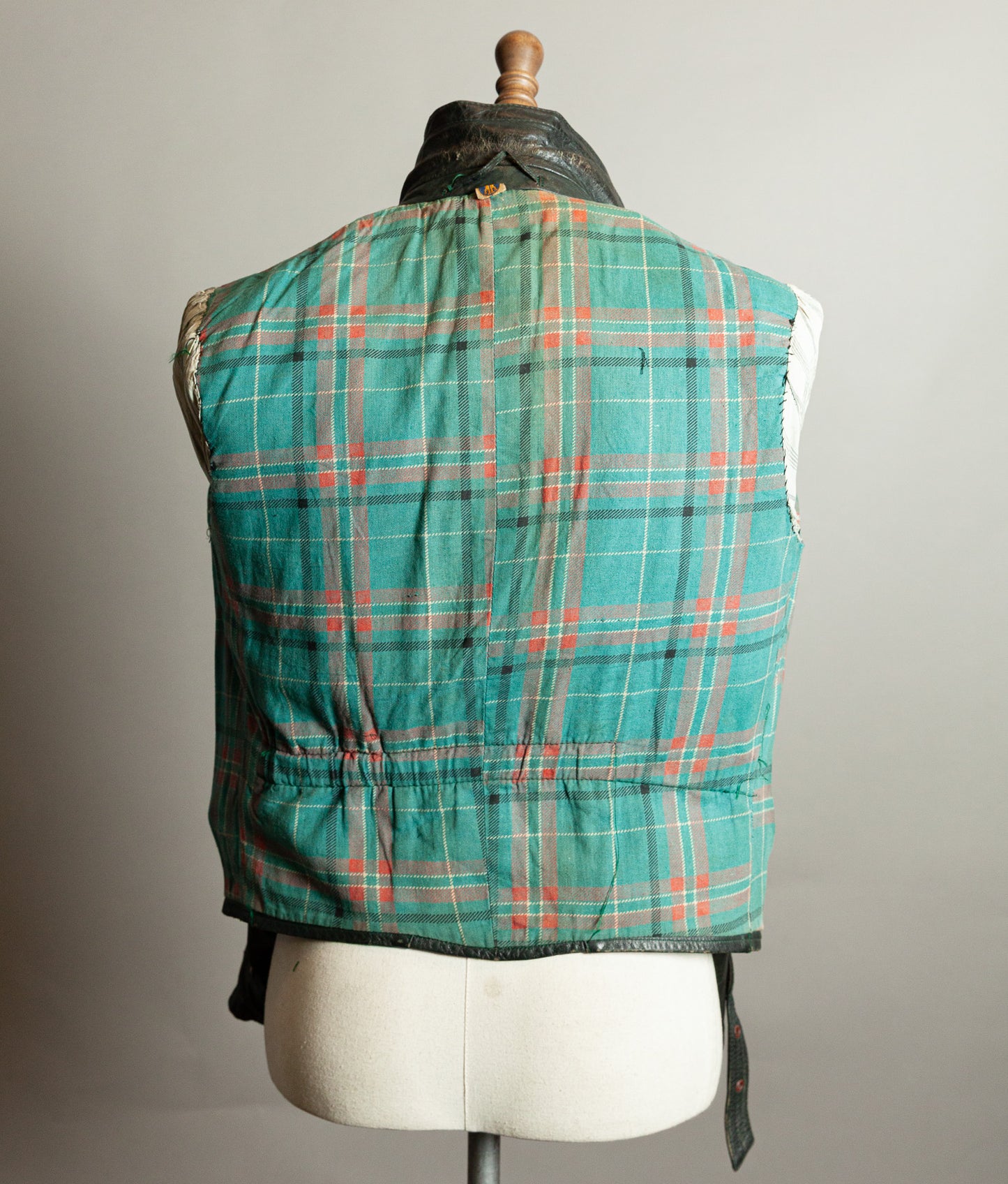 Vintage 1950s RAKA German Motorcycle Jacket Cowhide, RUHR Zips