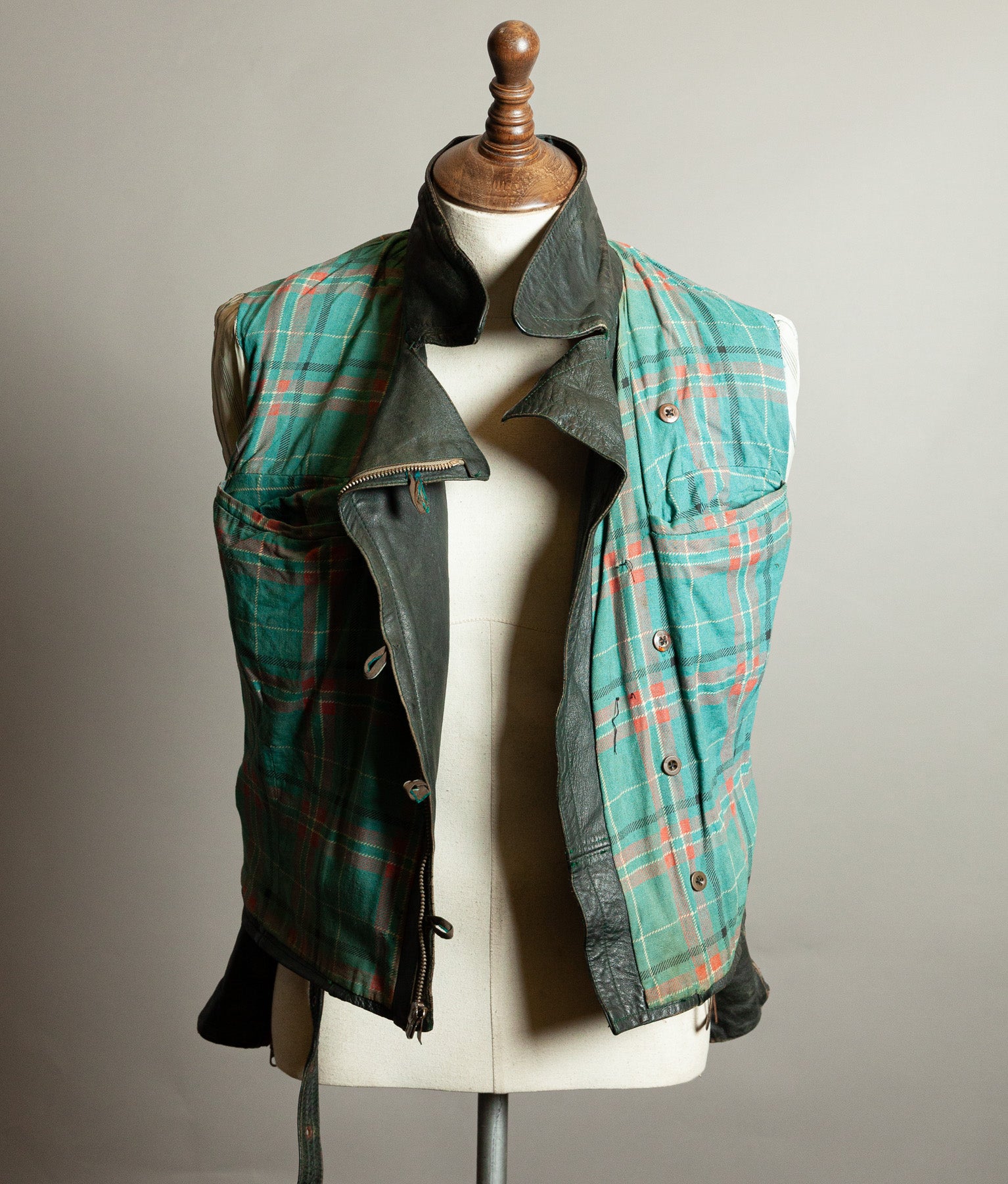 Vintage 1950s RAKA German Motorcycle Jacket Cowhide, RUHR Zips