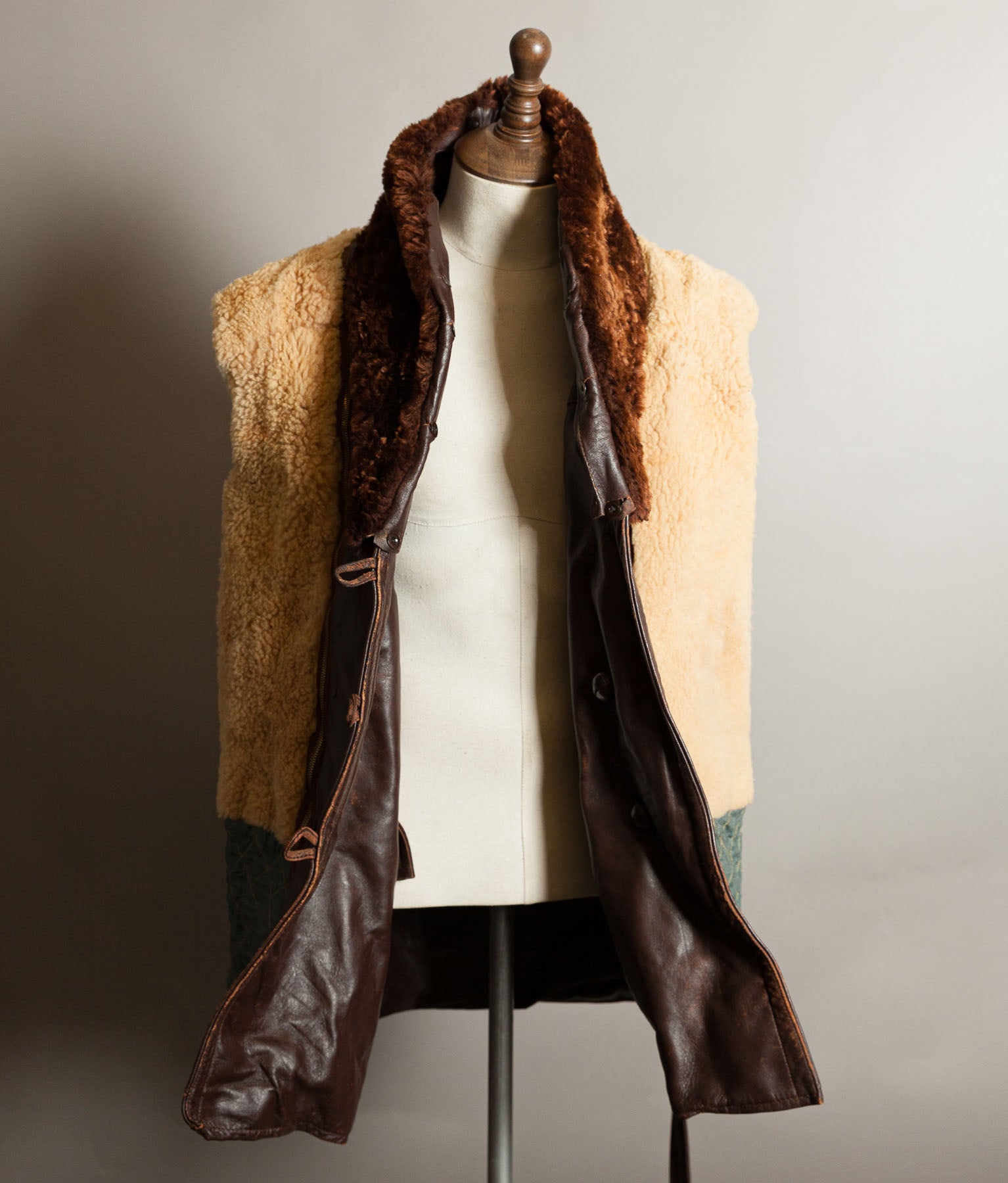 Vintage 1940s French ‘Canadienne’ Barnstormer Mackinaw Leather Coat