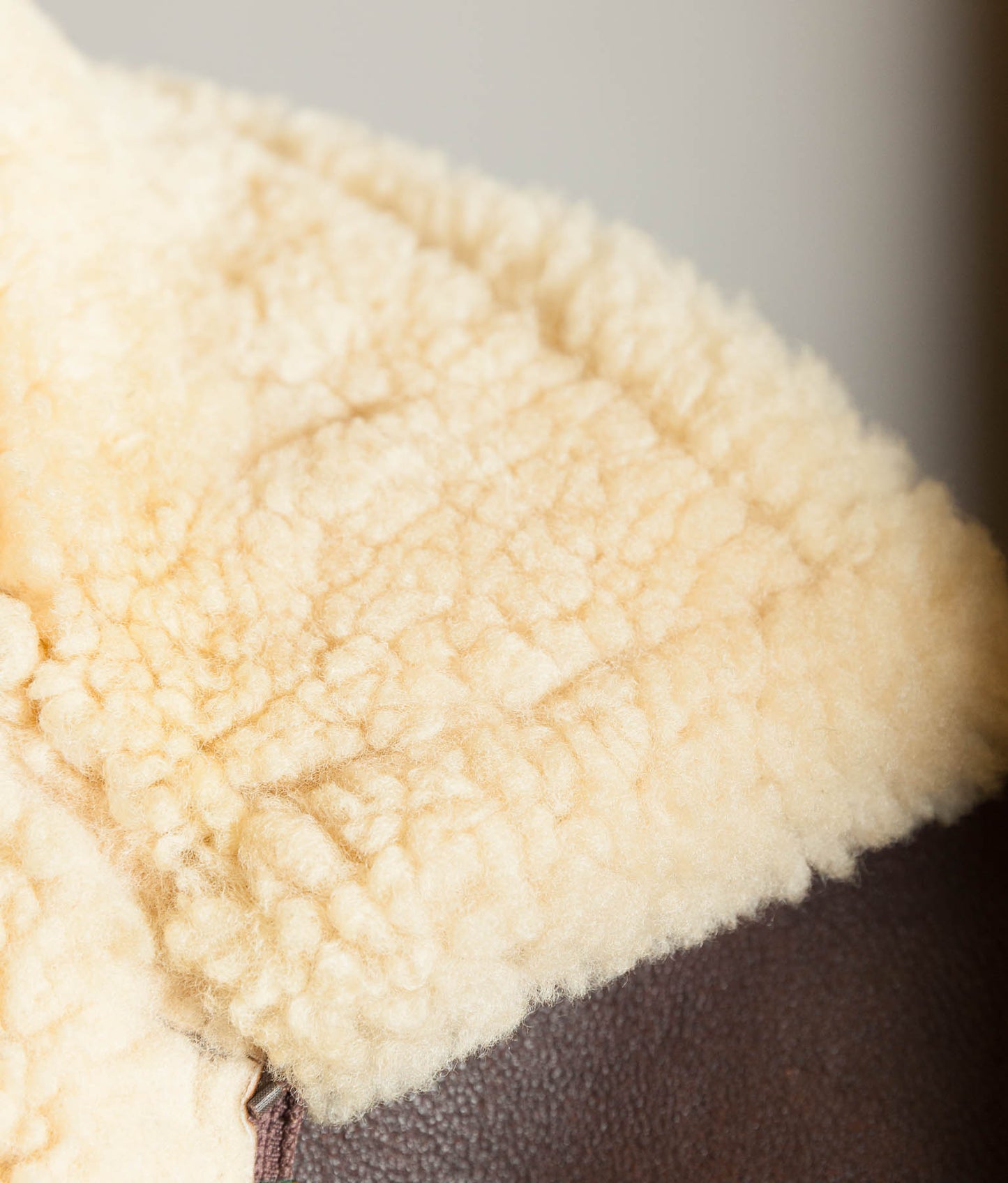 Vintage 1990s English B-3 Sheepskin Flying Jacket – Chestnut Brown