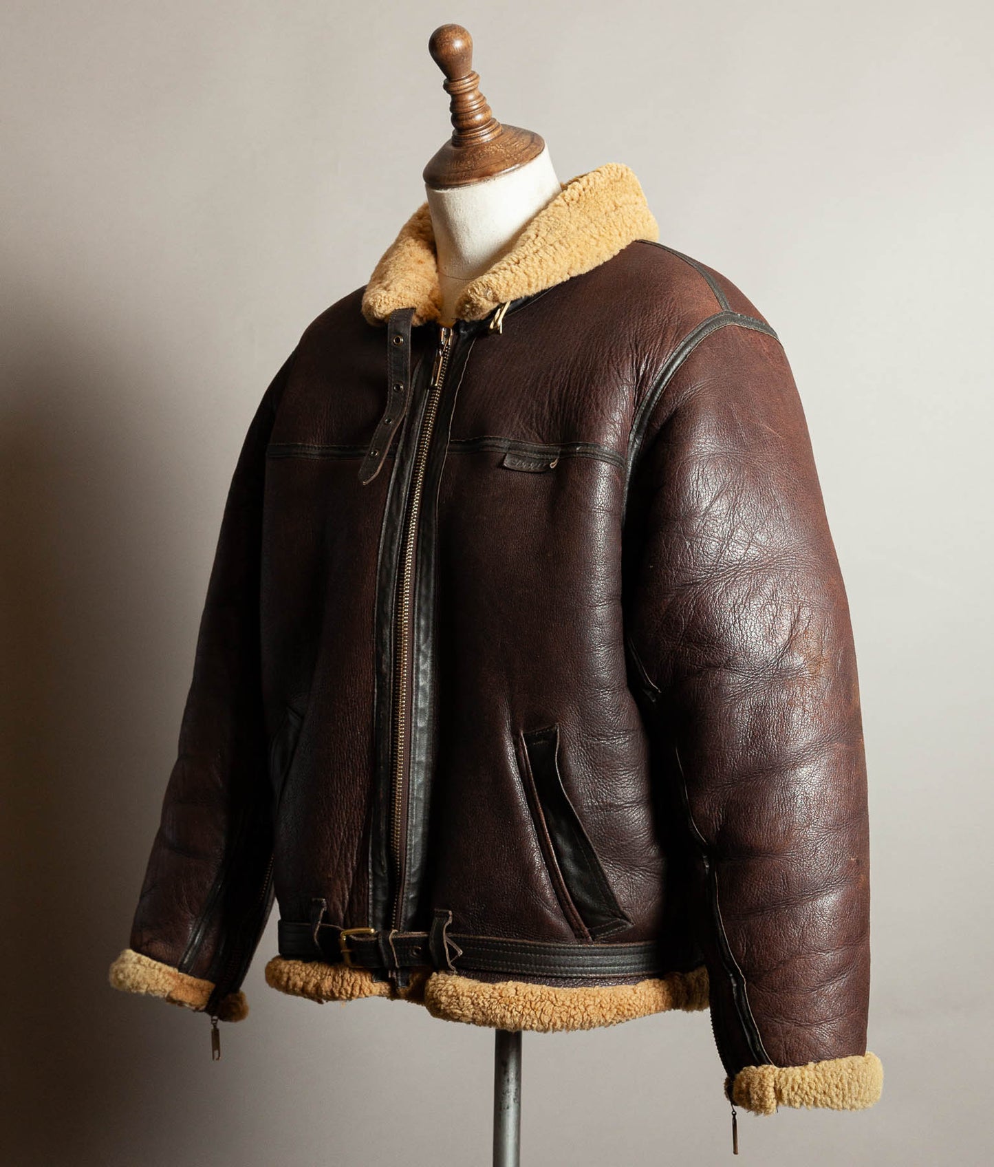 Vintage Cirrus Irvin Sheepskin Shearling RAF Flying Bomber Jacket