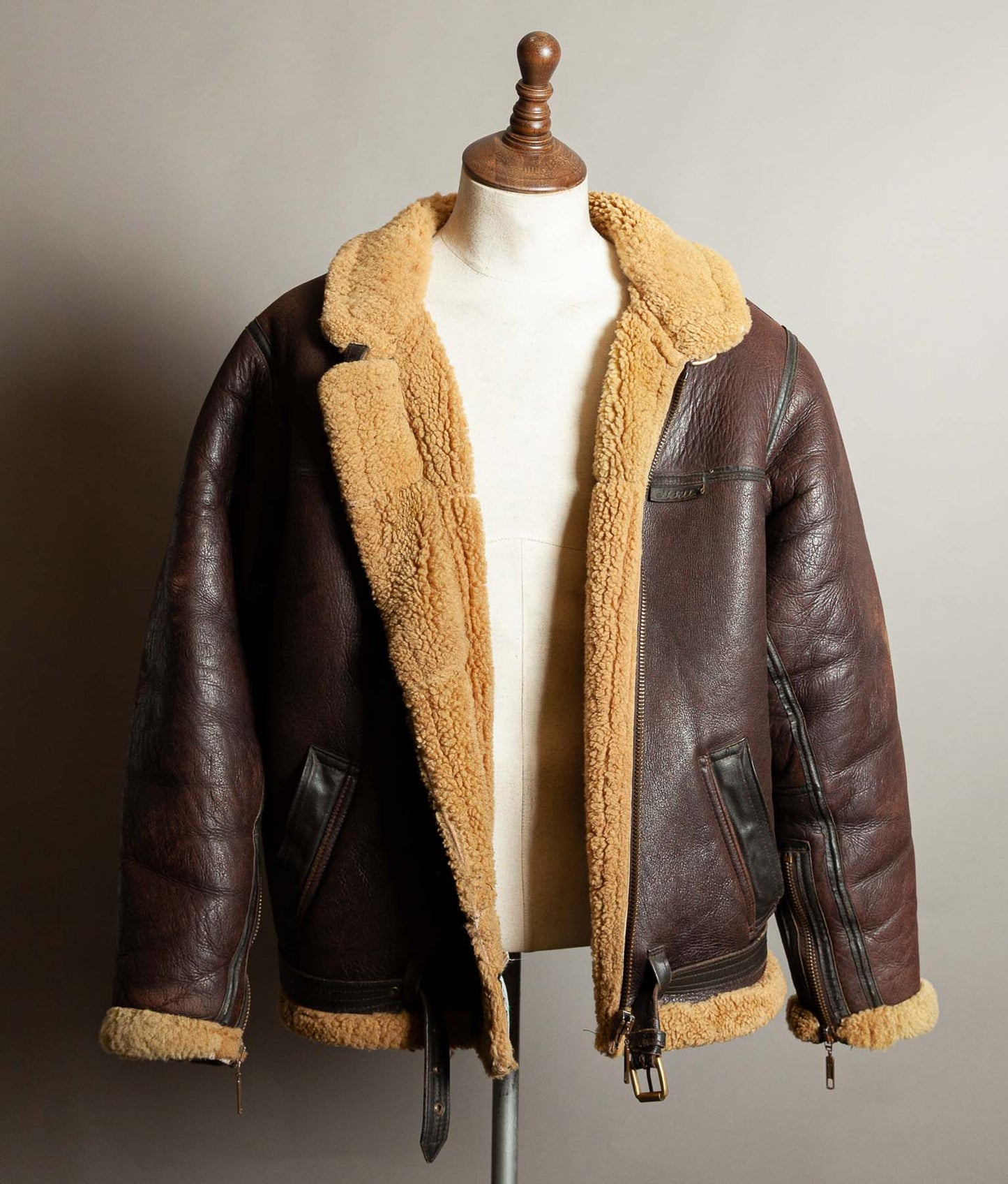 Vintage Cirrus Irvin Sheepskin Shearling RAF Flying Bomber Jacket
