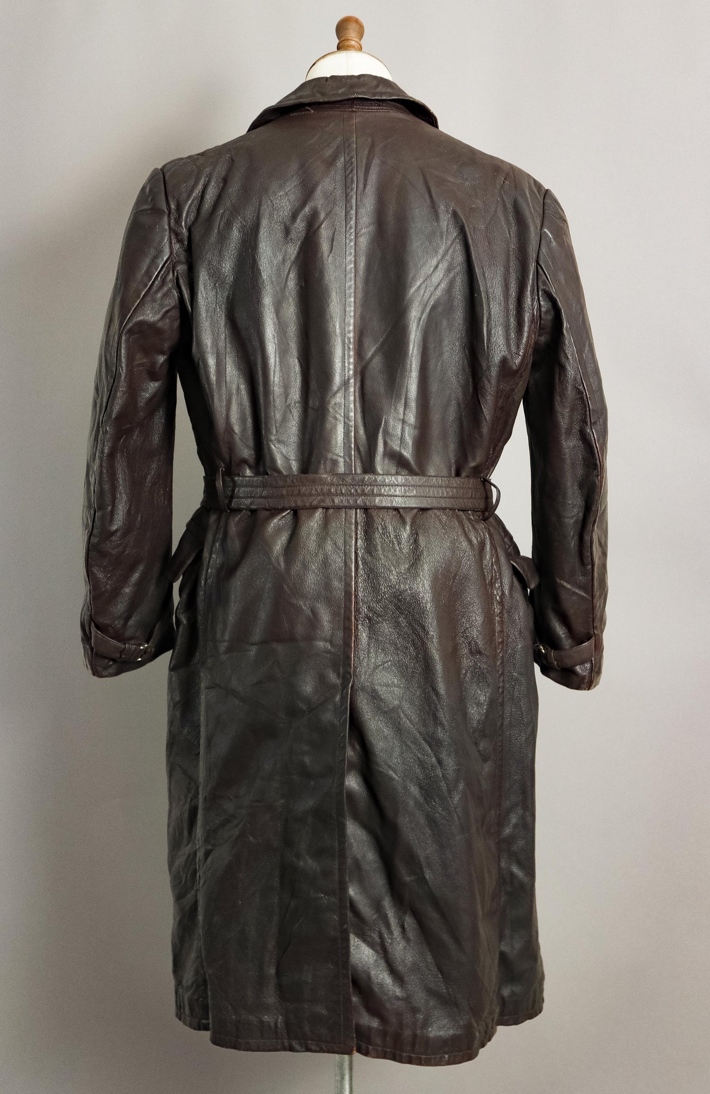 WWII German Wehrmacht Officer's Goatskin Leather Trenchcoat (XL-46)