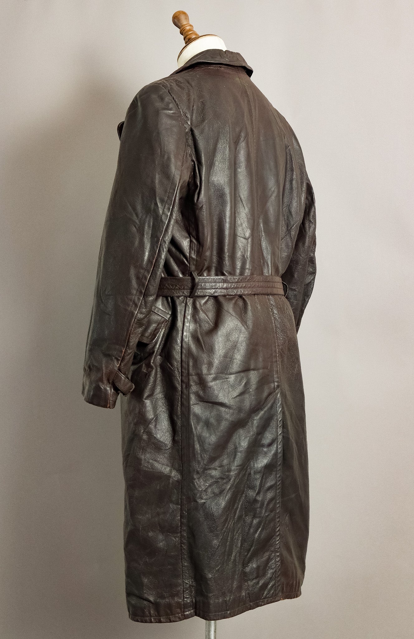 WWII German Wehrmacht Officer's Goatskin Leather Trenchcoat (XL-46)