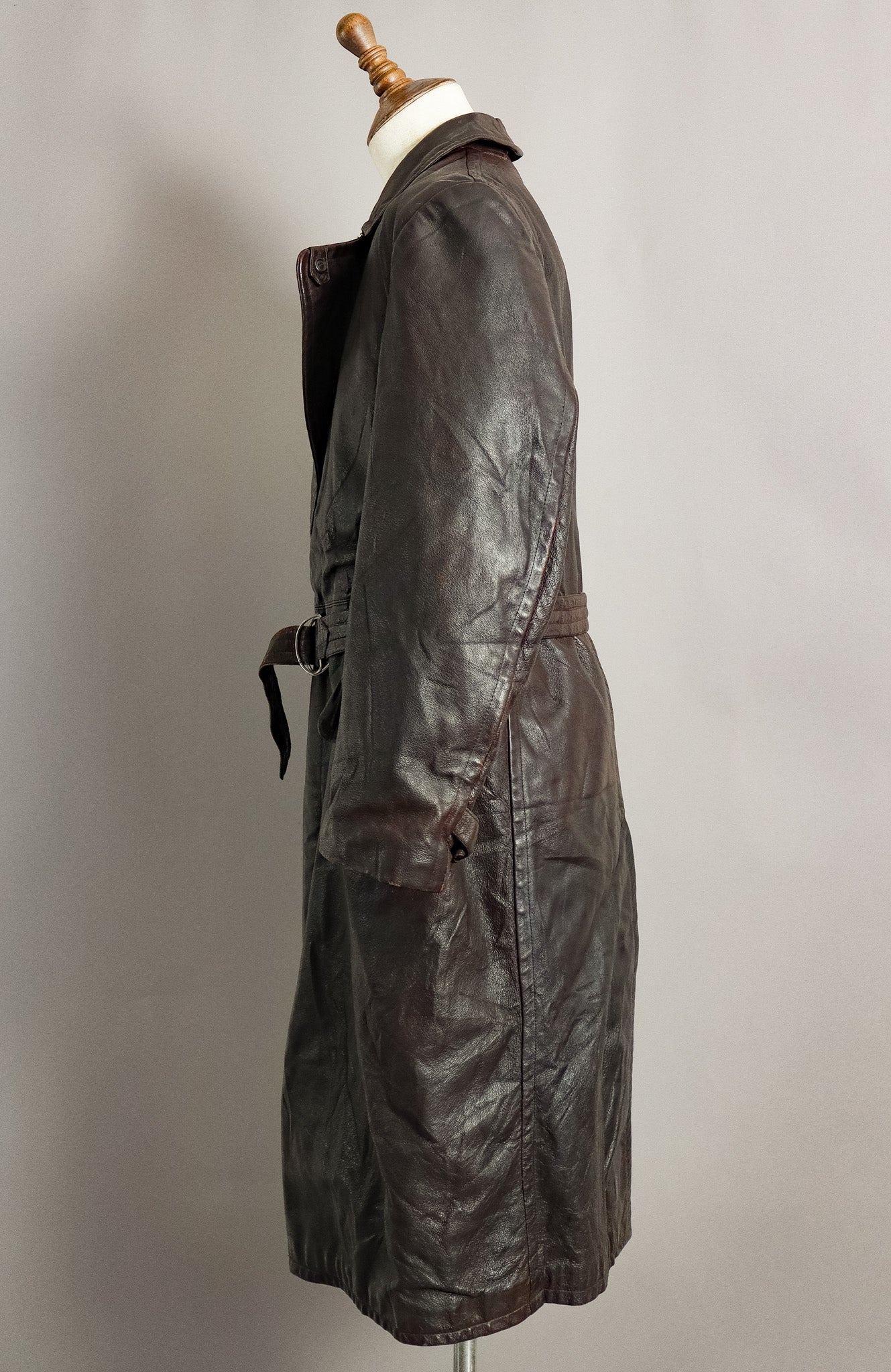 WWII German Wehrmacht Officer's Goatskin Leather Trenchcoat (XL-46)