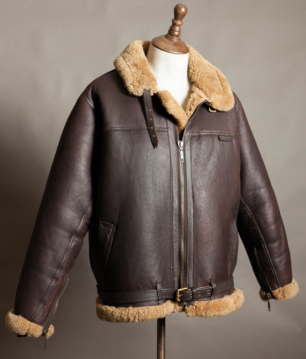Vintage 1990s Cirrus RAF Irvin Sheepskin Shearling Flying Jacket