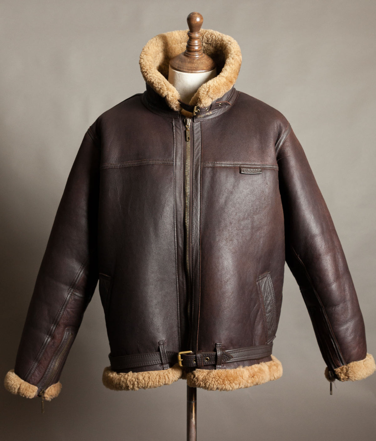 Vintage 1990s Cirrus RAF Irvin Sheepskin Shearling Flying Jacket