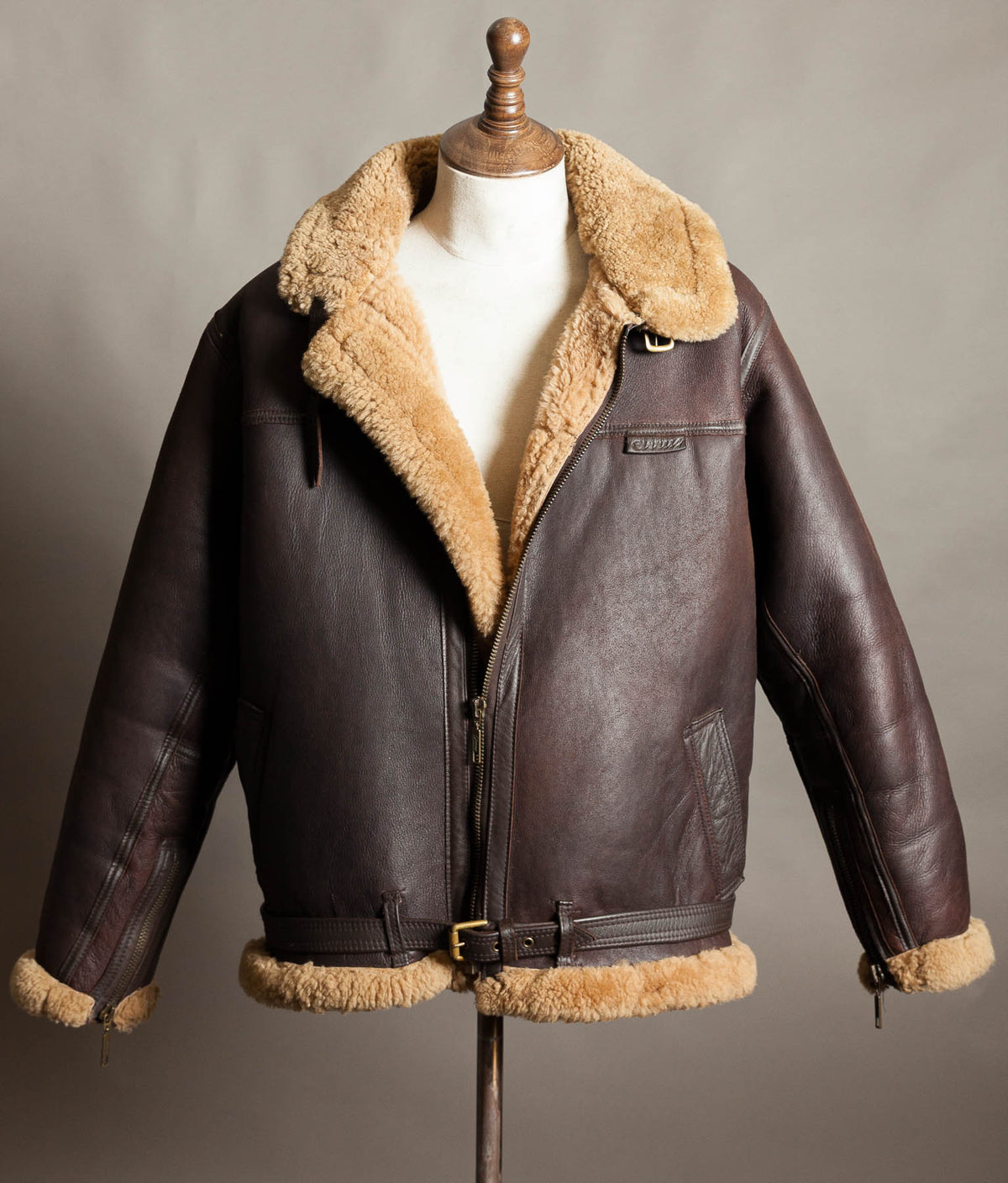 Vintage 1990s Cirrus RAF Irvin Sheepskin Shearling Flying Jacket