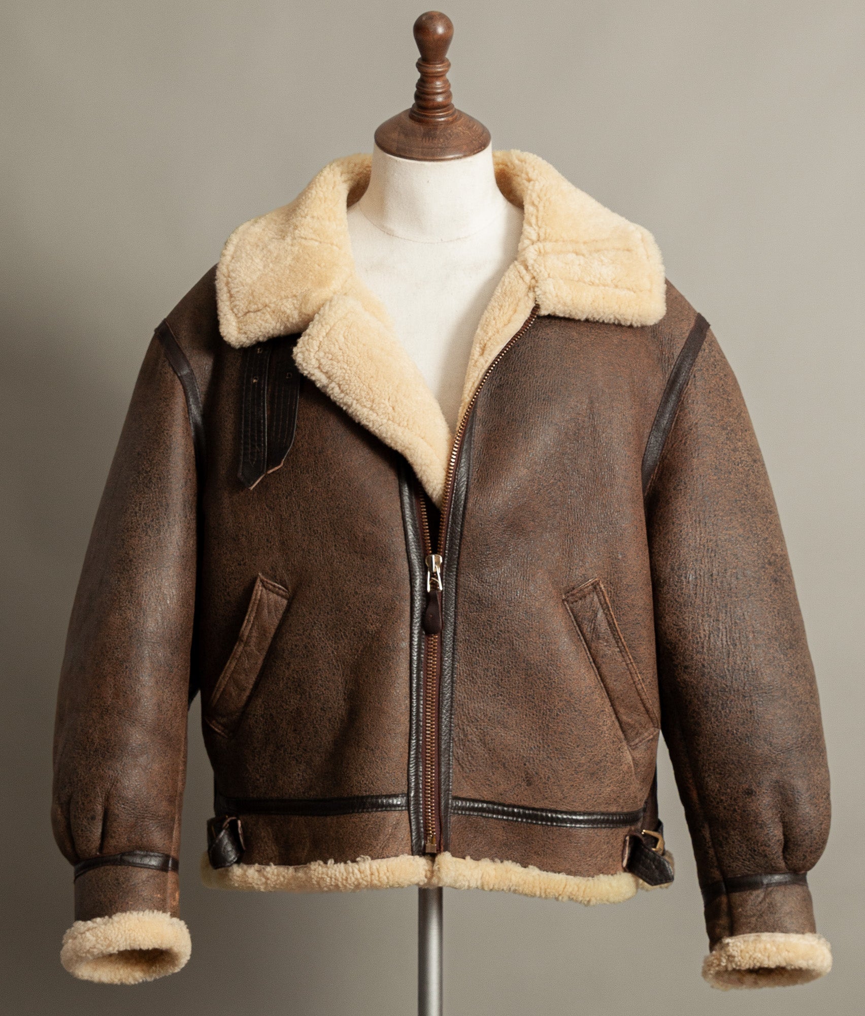 Vintage Avirex Classics B-3 Sheepskin Bomber Jacket USA