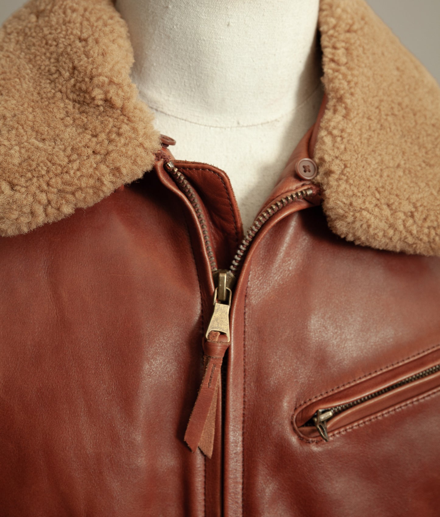 Vintage Triumph Harlow Leather Aviator Jacket Shearling Collar