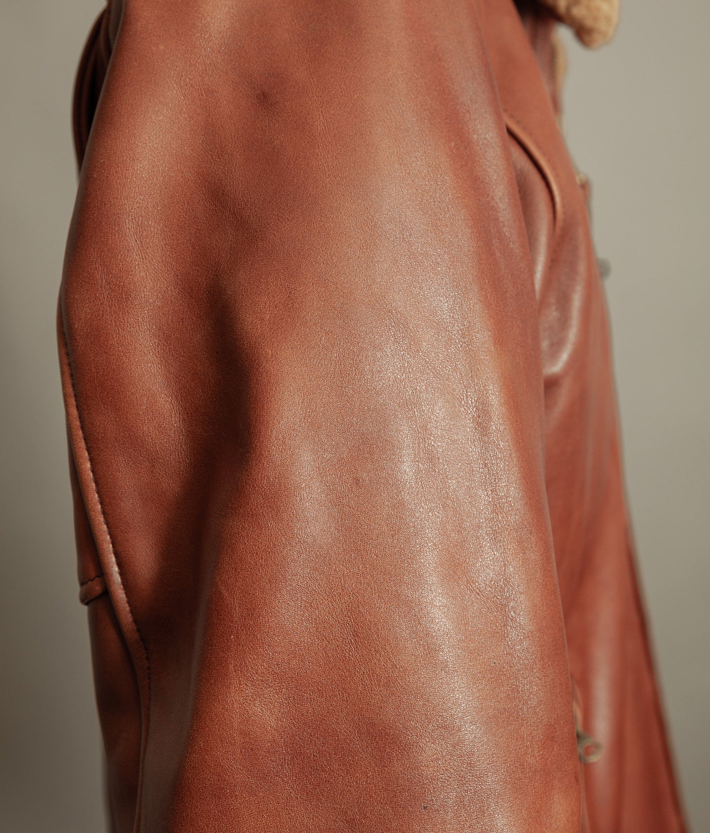 Vintage Triumph Harlow Leather Aviator Jacket Shearling Collar