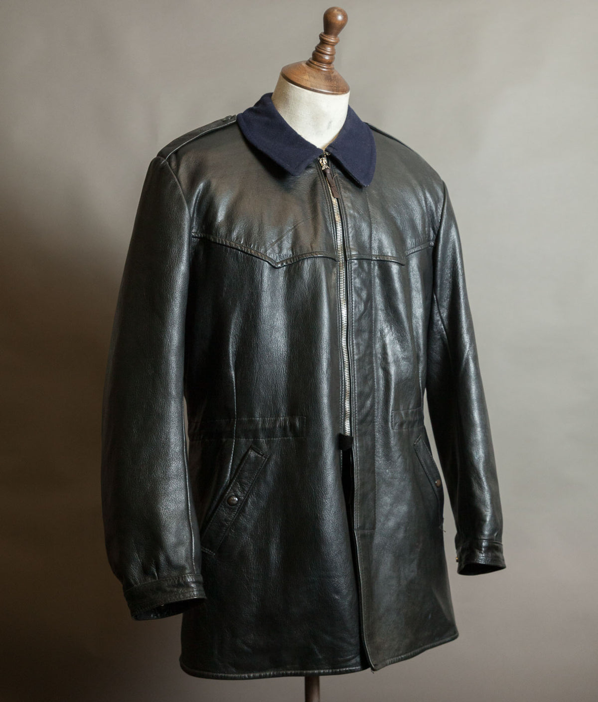 Vintage 1960s Swedish Air Force T/50 Leather Coat Jacket Skinnrock Flygvapnet