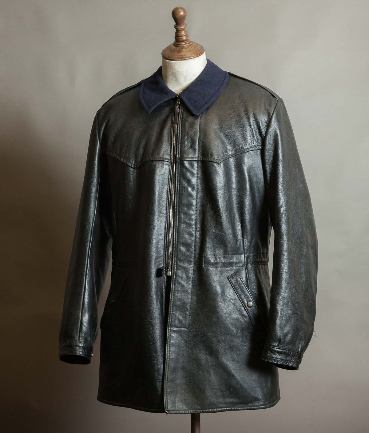 Vintage 1960s Swedish Air Force T/50 Leather Coat Jacket Skinnrock Flygvapnet