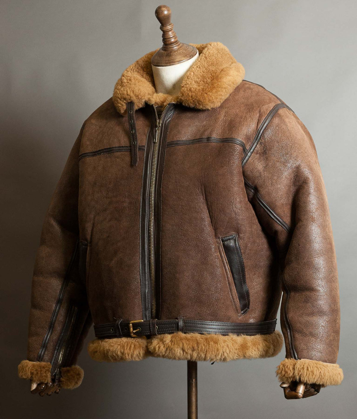 Vintage Cirrus RAF Irvin Sheepskin Shearling Flying Bomber Jacket