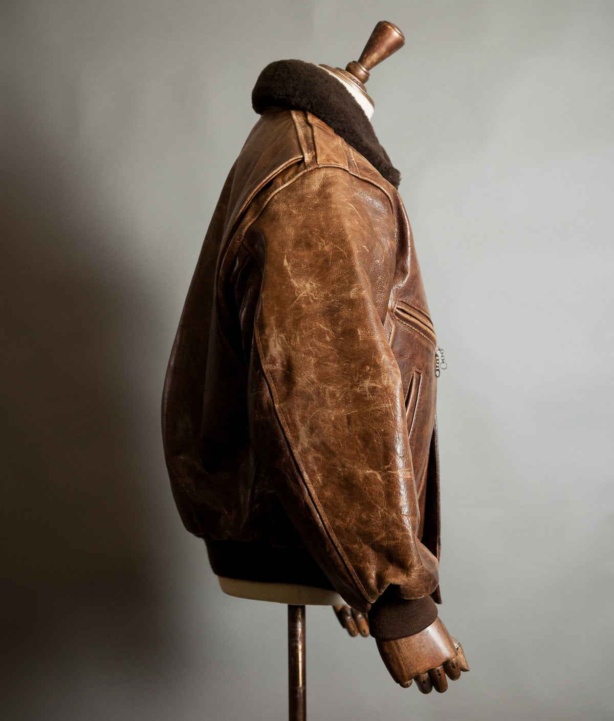 Vintage Redskins B32 Steerhide Flight Jacket - Shearling Collar, Made in France