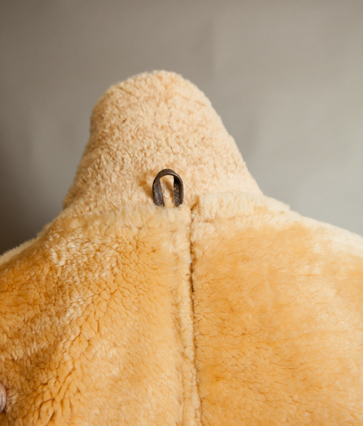 Vintage 1990s English Sheepskin B-3 Flying Jacket – Heavyweight Tan Shearling