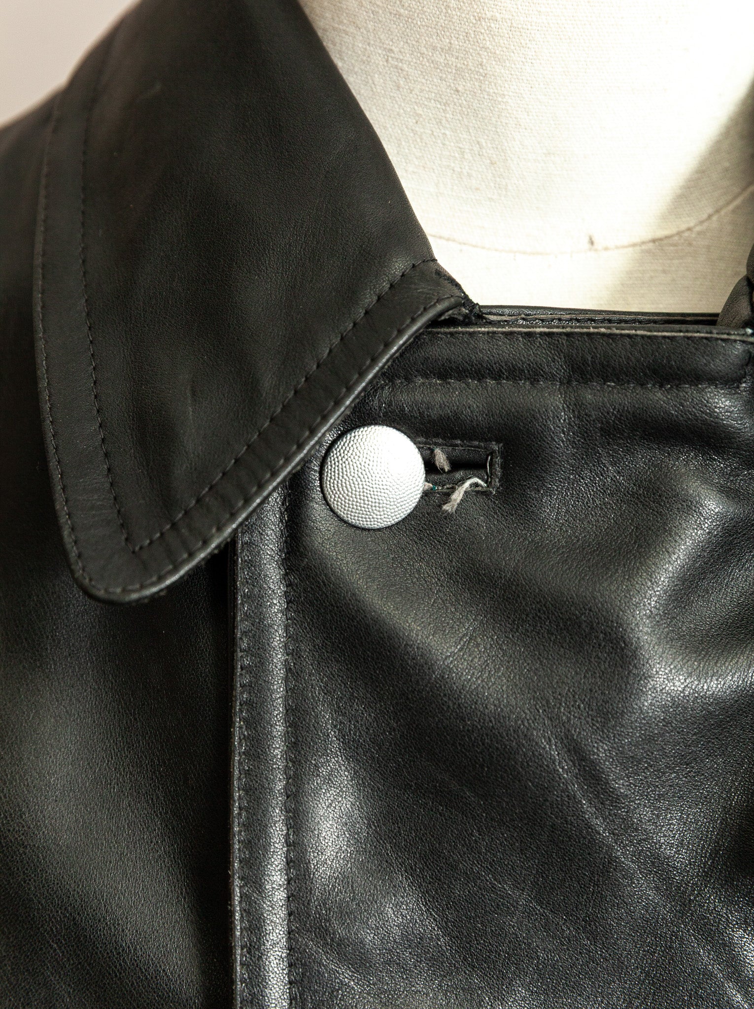Revive & Restore Vintage | Vintage 1971 German Police Leather