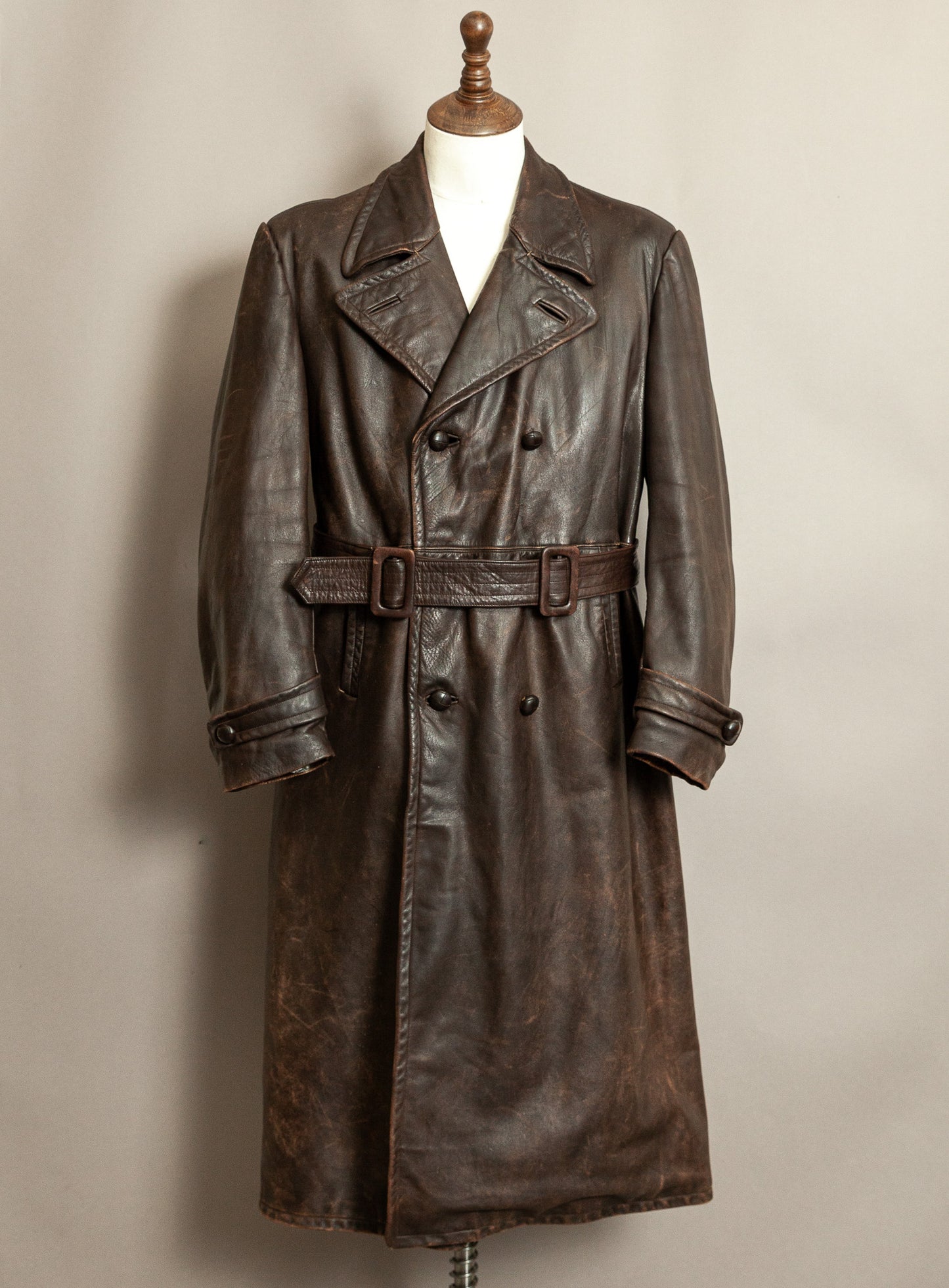 1940s German Wehrmacht Officer's Horsehide Leather Trench Coat (XL)