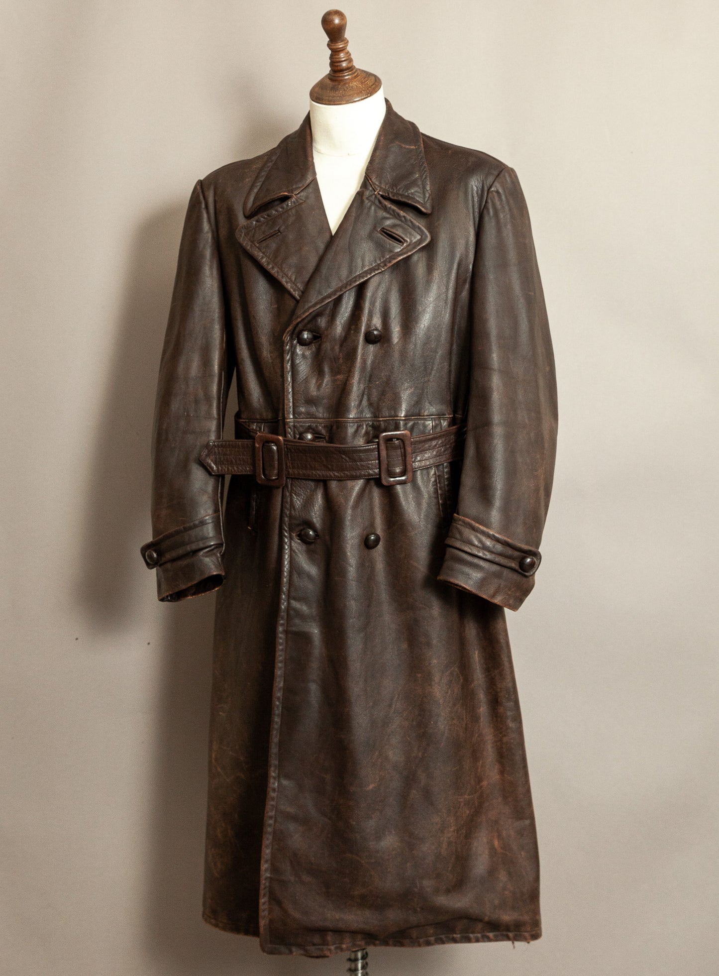 1940s German Wehrmacht Officer's Horsehide Leather Trench Coat (XL)