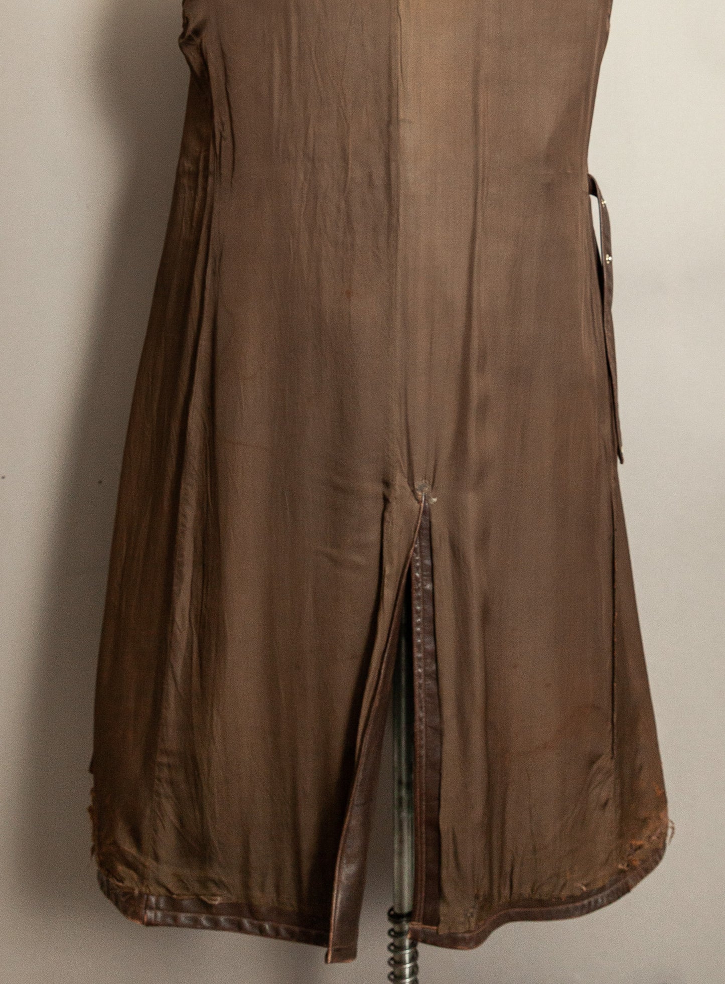 1940s German Wehrmacht Officer's Horsehide Leather Trench Coat (XL)