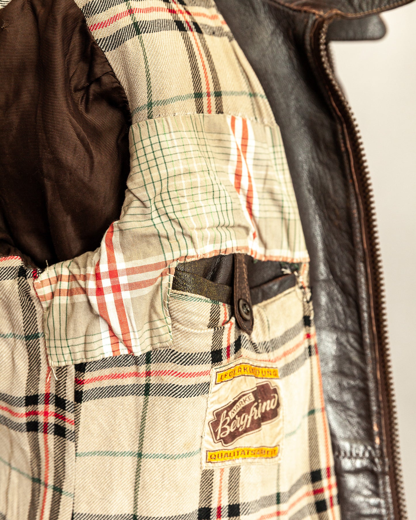 Vintage 1940s German Horsehide Leather Jacket Small (40)