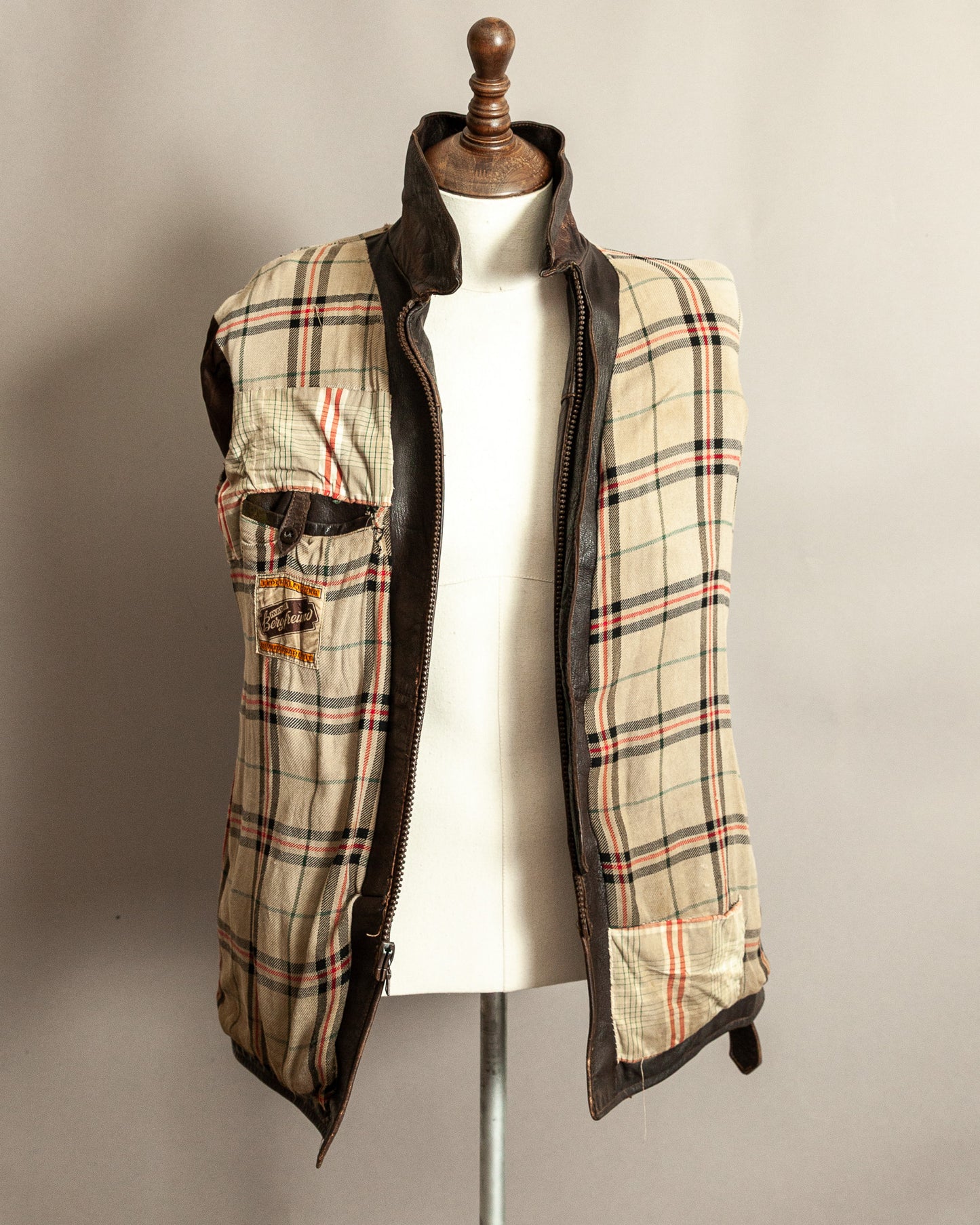 Vintage 1940s German Horsehide Leather Jacket Small (40)