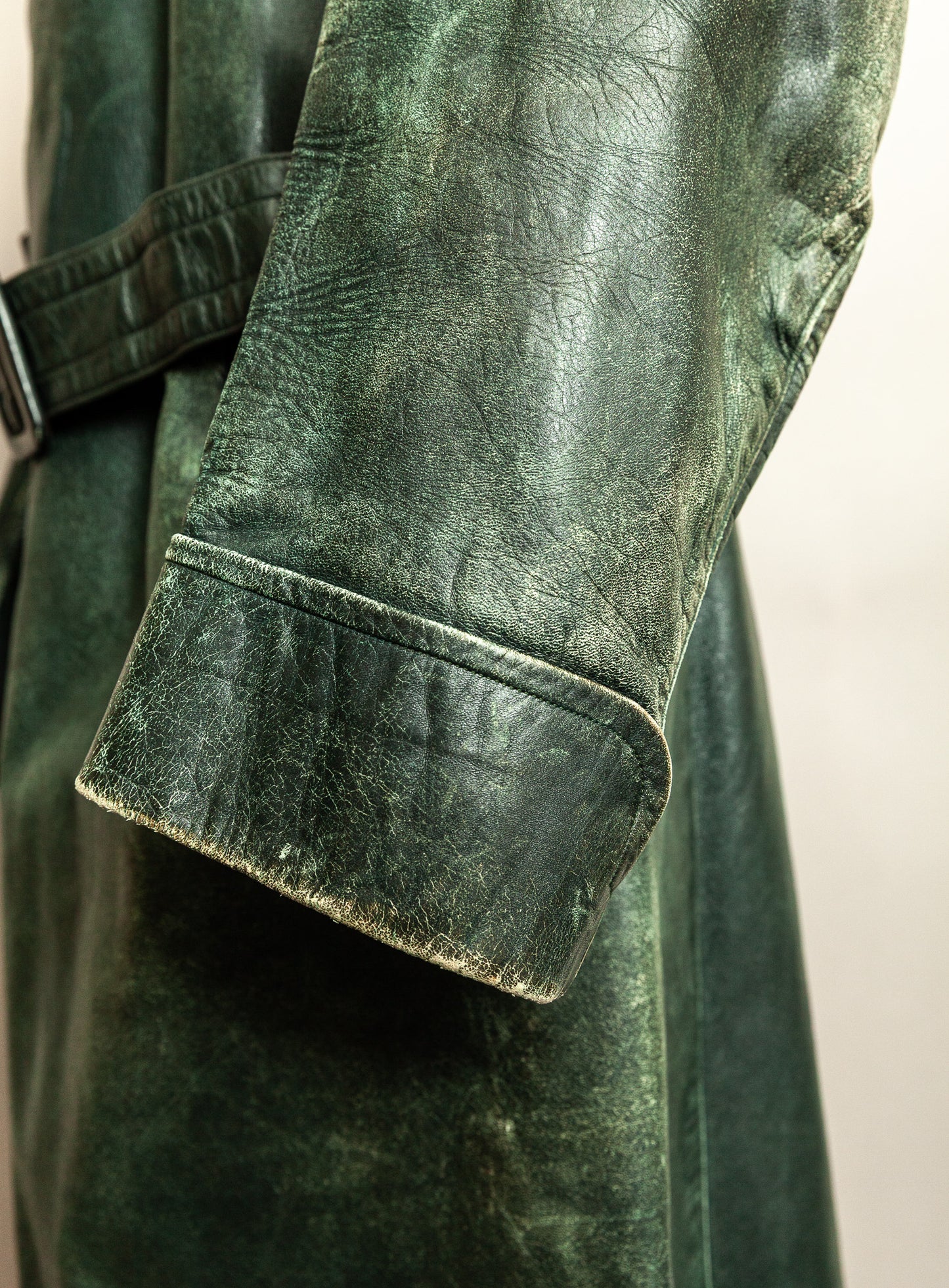 Vintage 1930s–40s German Green Horsehide Leather Trench Coat L (44)