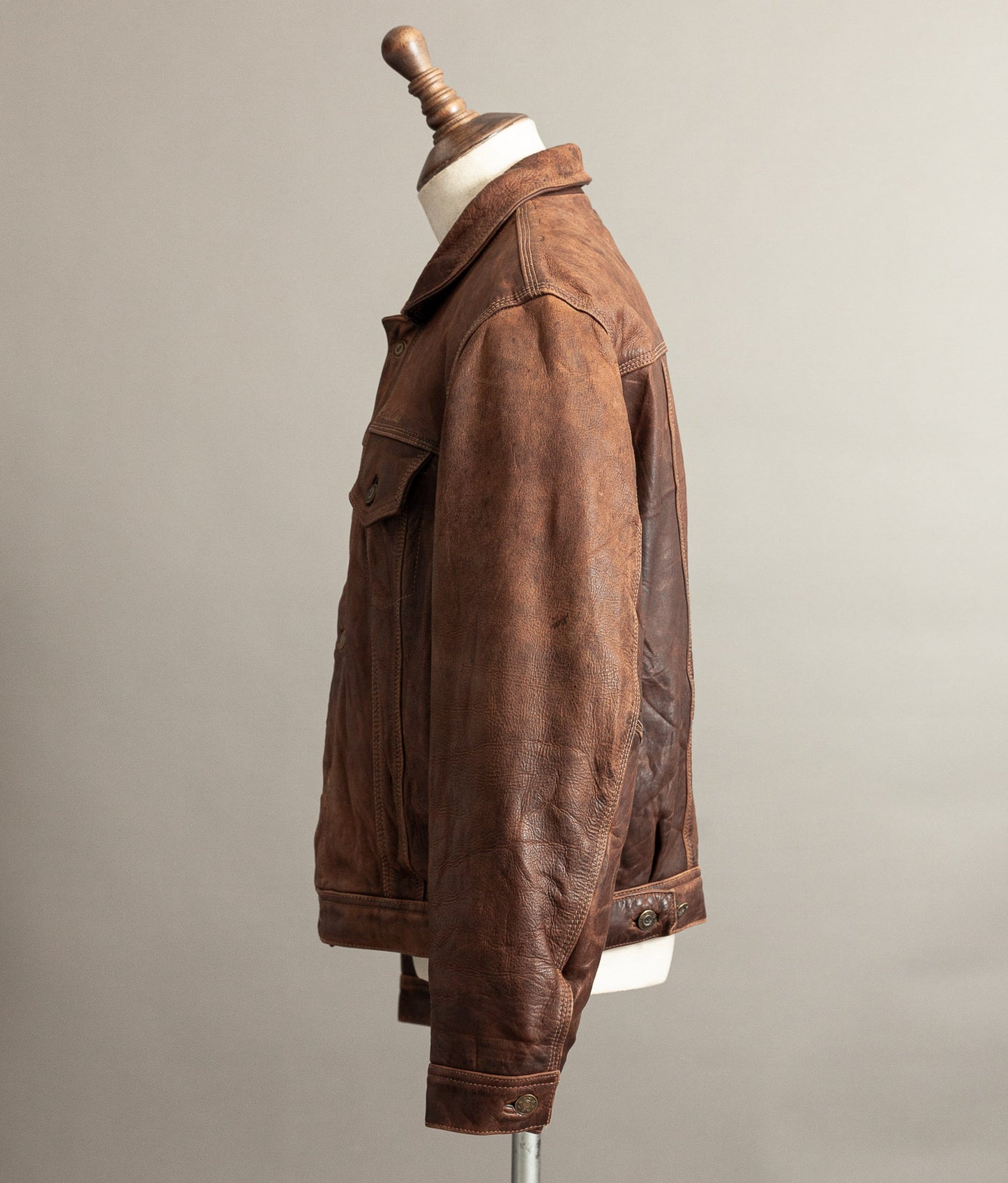 Vintage 1990s Redskins Buffalo Hide Leather Trucker Jacket