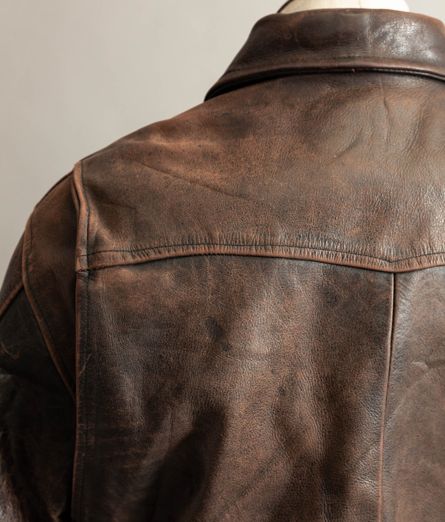 Vintage 1980s Redskins Motors Buffalo Hide Leather Motorcycle Jacket