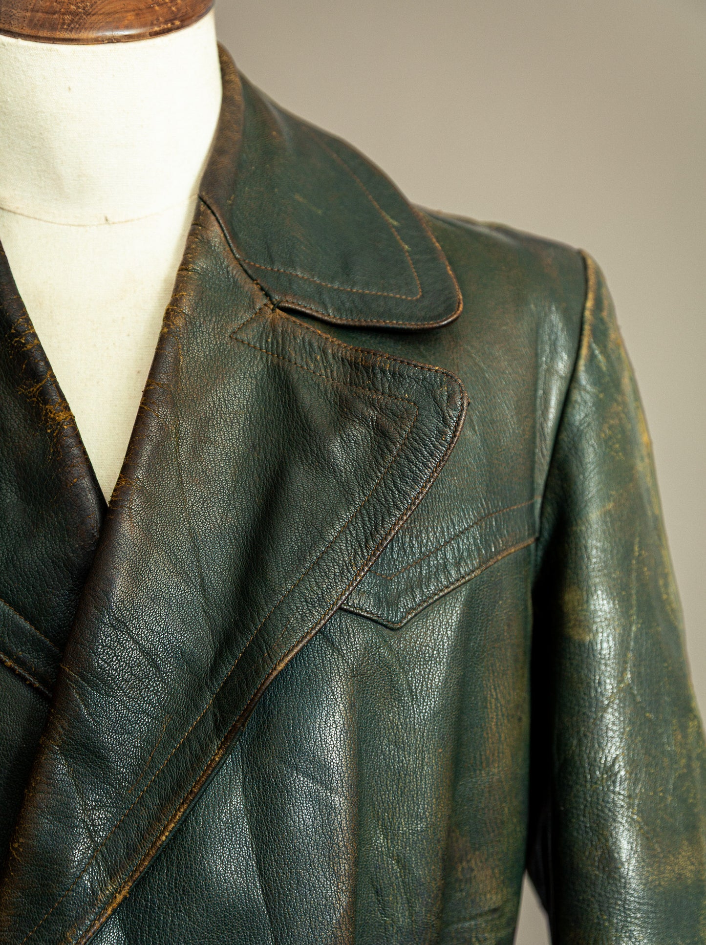 Vintage WW2 1940s German Goatskin Leather Trench Coat M (42)
