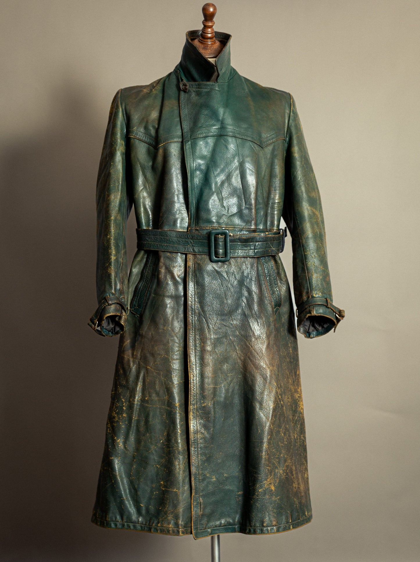 Vintage WW2 1940s German Goatskin Leather Trench Coat M (42)
