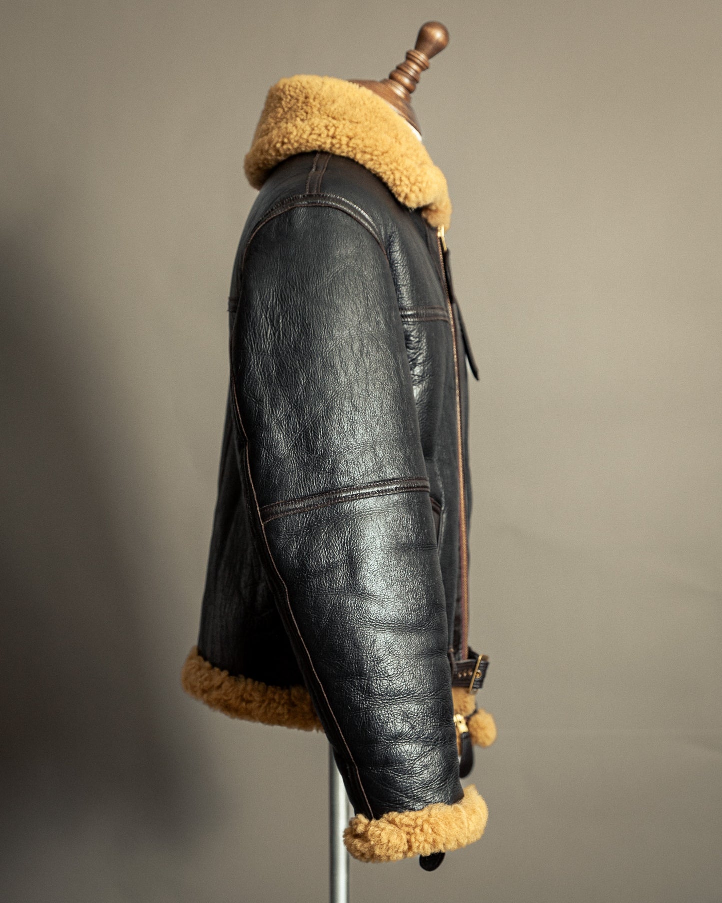 Vintage RAF Irvin Sheepskin Flying Jacket S/M (40L)
