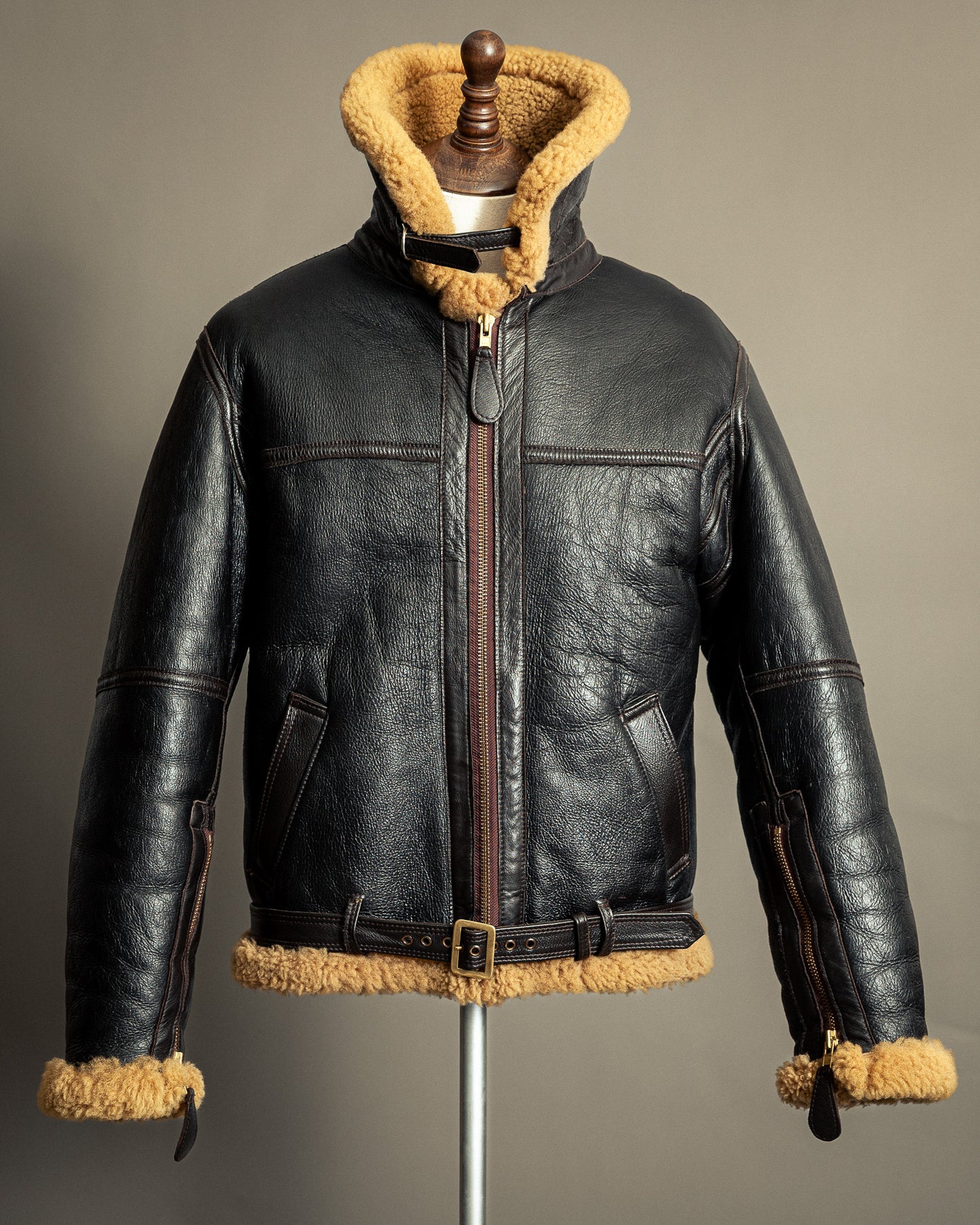 Vintage RAF Irvin Sheepskin Flying Jacket S/M (40L)