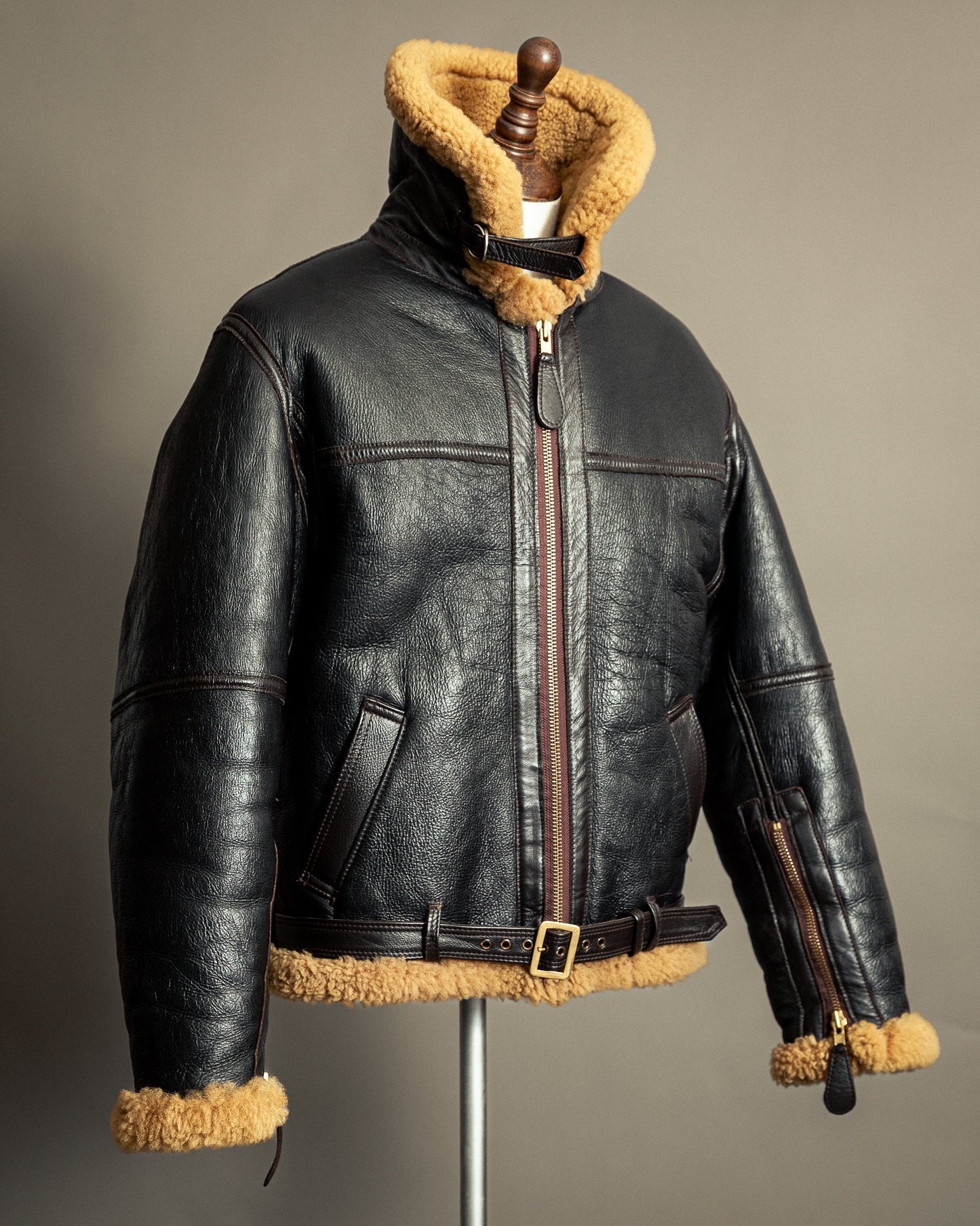 Vintage RAF Irvin Sheepskin Flying Jacket S/M (40L)