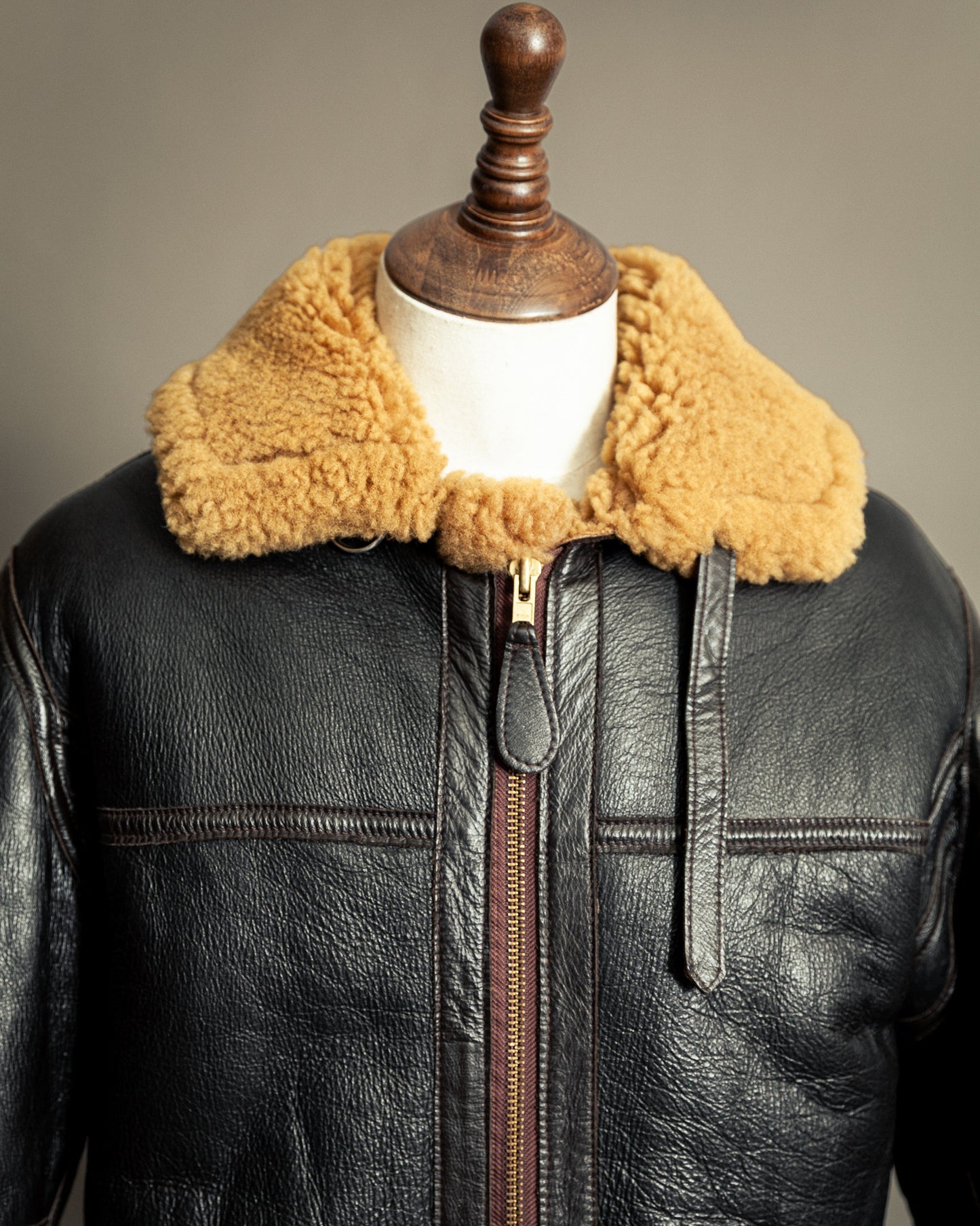 Vintage RAF Irvin Sheepskin Flying Jacket S/M (40L)