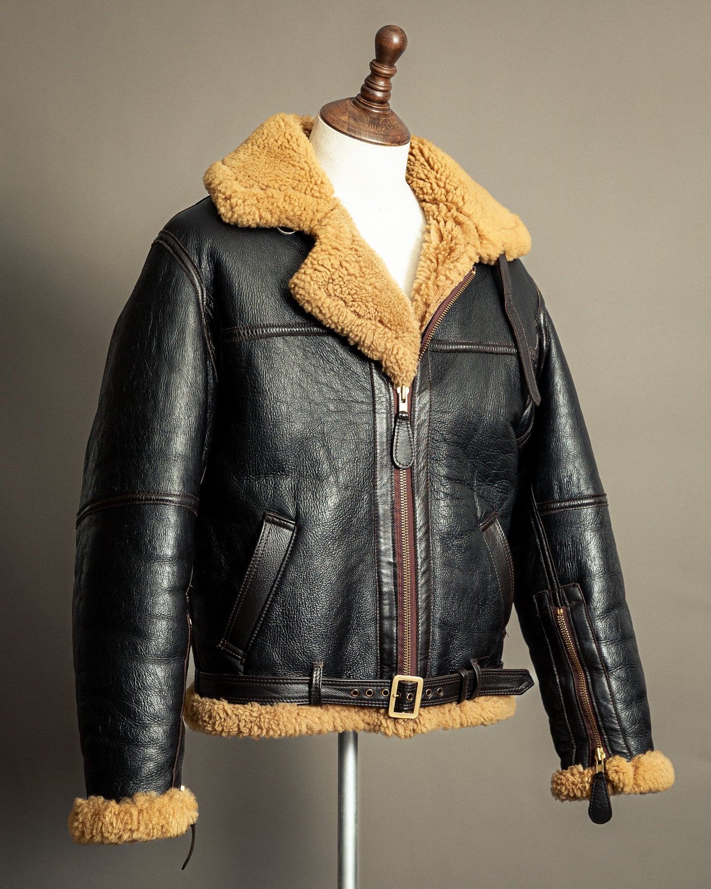 Vintage RAF Irvin Sheepskin Flying Jacket S/M (40L)