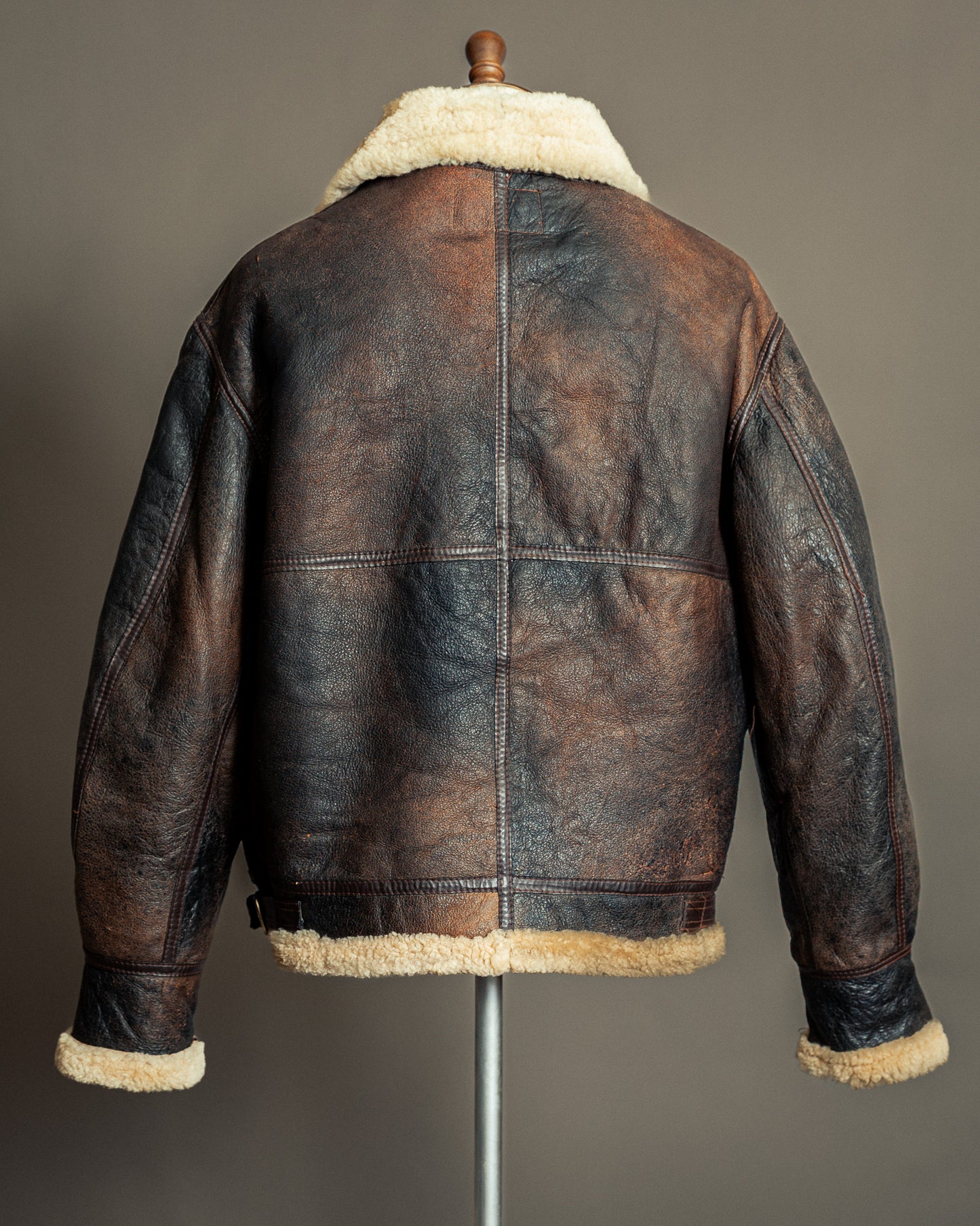 Vintage 1980s USAAF Sheepskin Flying Jacket (46, XL)