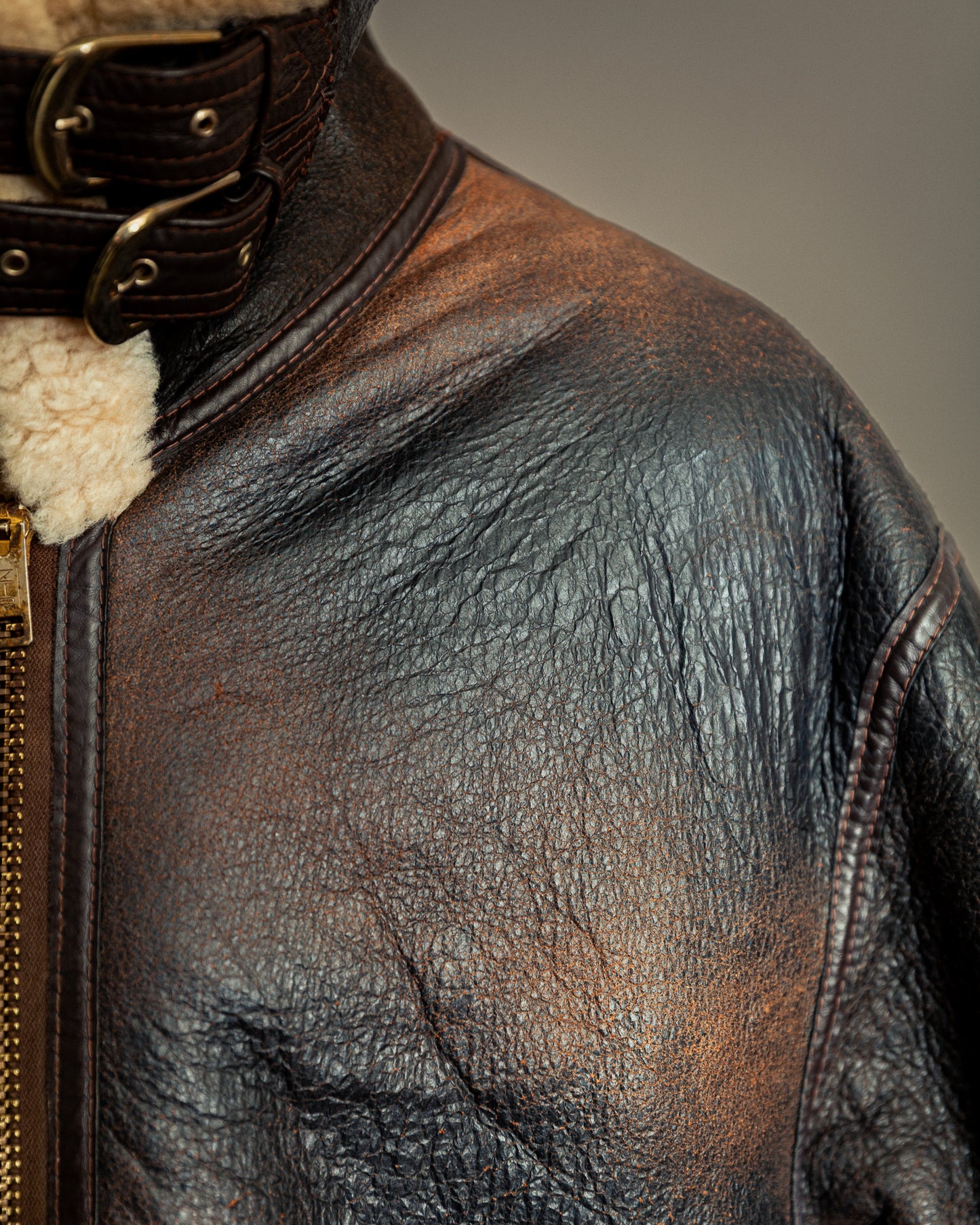 Vintage 1980s USAAF Sheepskin Flying Jacket (46, XL)